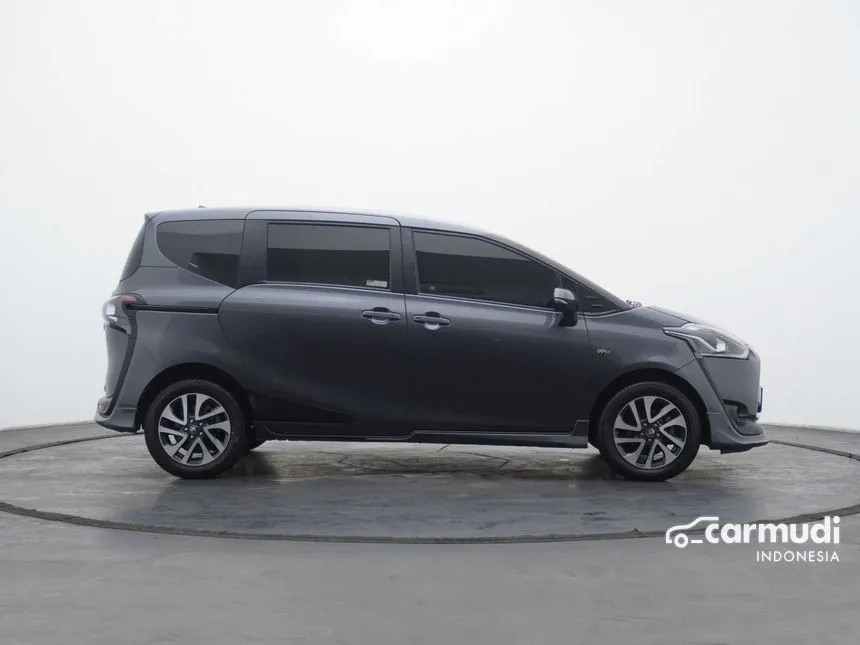 2017 Toyota Sienta Q MPV