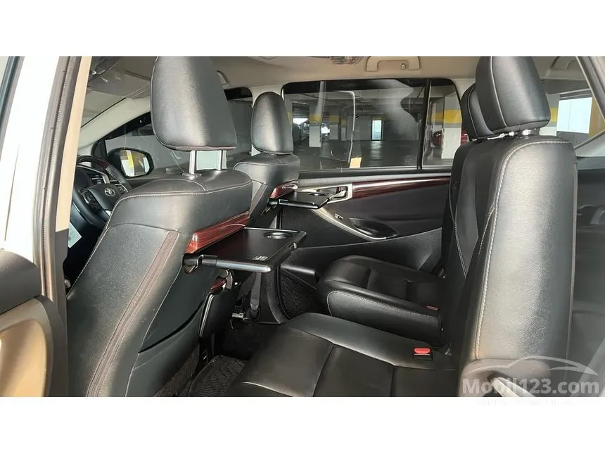 2019 Toyota Kijang Innova Venturer MPV
