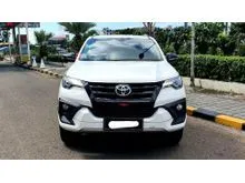 2018 Toyota Fortuner 2.4 TRD SUV putih km 33ribuan cash kredit proses bisa dibantu ktp daerah juga bisa