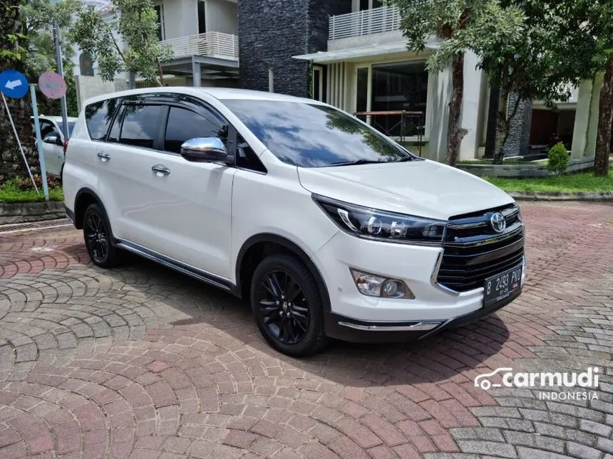 Jual Mobil Toyota Innova Venturer 2020 2.4 di Yogyakarta Automatic Wagon Putih Rp 430.000.000