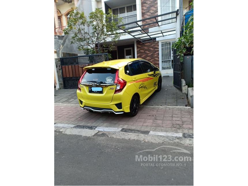 Jual Mobil Honda Jazz 2016 RS 1.5 di DKI Jakarta Automatic 