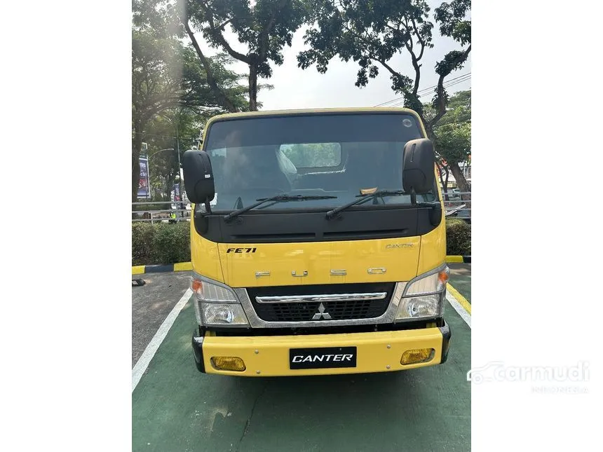 Jual Mobil Mitsubishi Canter 2023 FE 71 3.9 di Banten Manual Trucks Kuning Rp 395.000.000