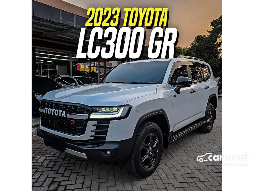 2023 Toyota Land Cruiser 300 GR-S (Premium Colour) SUV