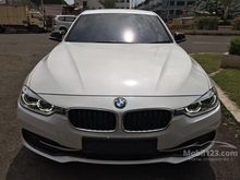 2015 BMW 320i 2.0 Sport Sedan