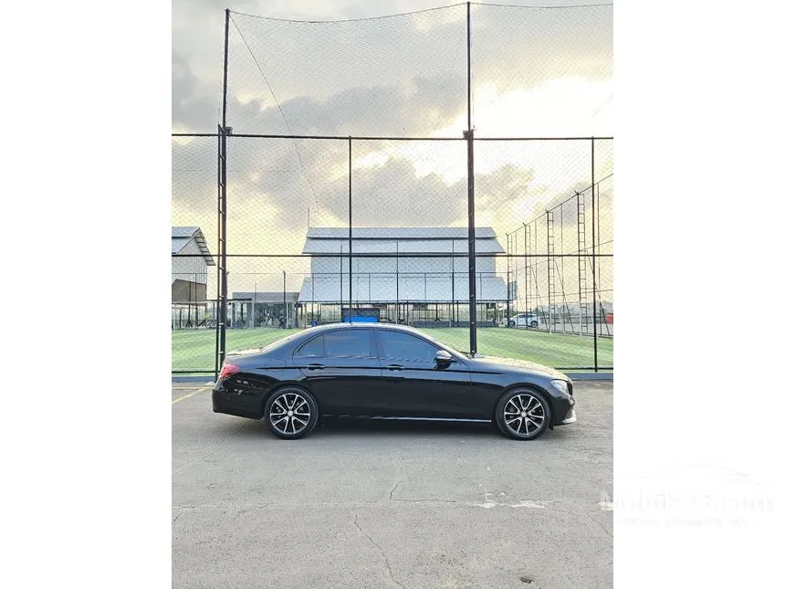 2016 Mercedes-Benz E300 Avantgarde Sedan
