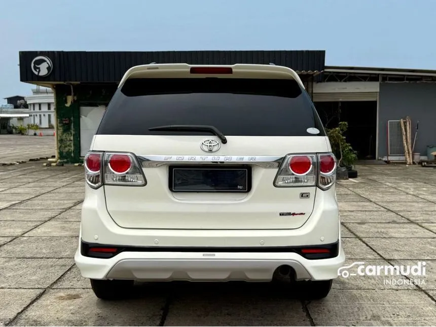 2013 Toyota Fortuner G LUX TRD 4X2 SUV