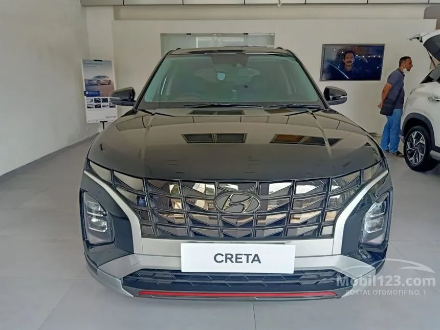 Jual Mobil Hyundai Creta 2024 Trend 1.5 di Banten Automatic Wagon Hitam Rp 308.500.000