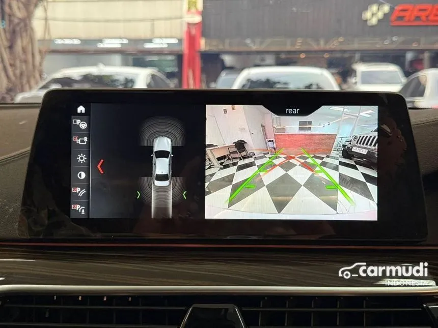 2017 BMW 530i Luxury Sedan