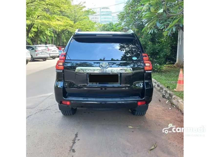 2019 Toyota Land Cruiser Prado TX SUV