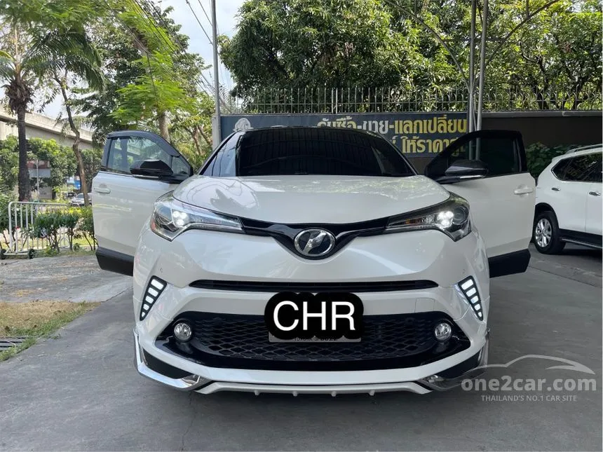 2018 Toyota C-HR Mid SUV