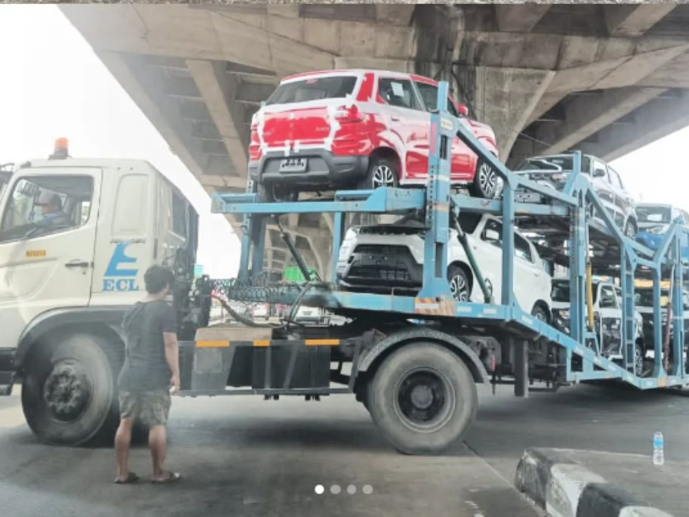 Diduga Karena Mengantuk, Mobil Suzuki S-Presso Terguling di Sukaraja Bogor