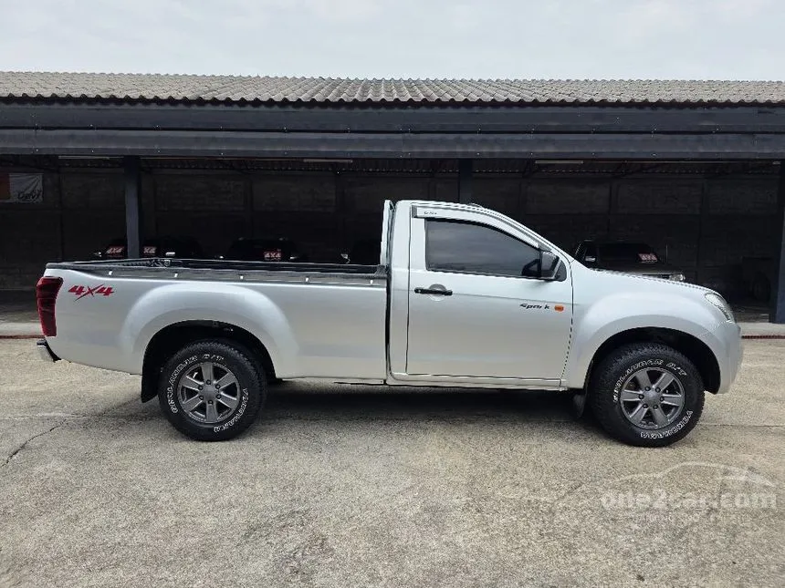 2015 Isuzu D-MAX B Spark Pickup