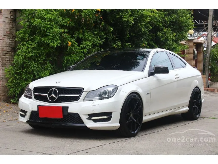 2012 Mercedes-Benz C180 AMG BlueEFFICIENCY Coupe