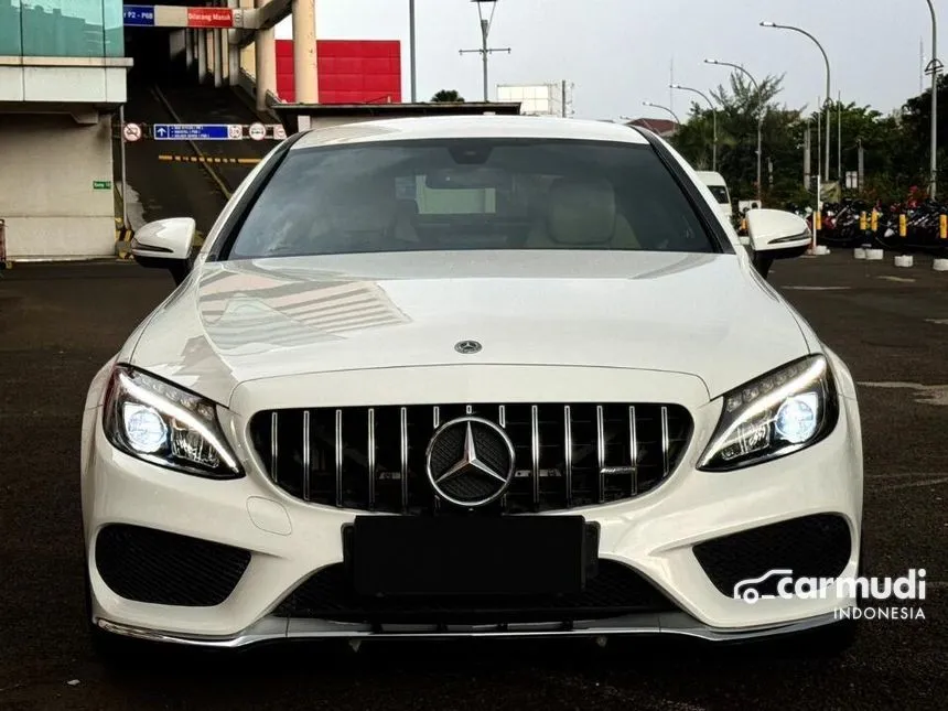 2018 Mercedes-Benz C200 AMG Line Coupe