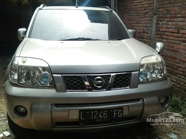 Nissan X trail Mobil bekas dijual di Sidoarjo Jawa timur Nissan X trail Mobil bekas dijual di Sidoarjo Jawa timur