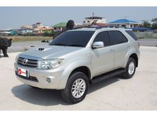 2009 Toyota Fortuner 3.0 (ปี 08-11) V SUV AT