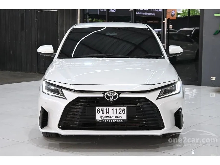 2024 Toyota Yaris Ativ Premium Sedan