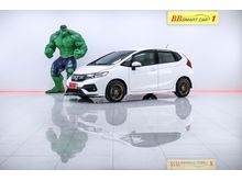 2015 Honda Jazz 1.5 (ปี 14-18) SV+ i-VTEC Hatchback AT