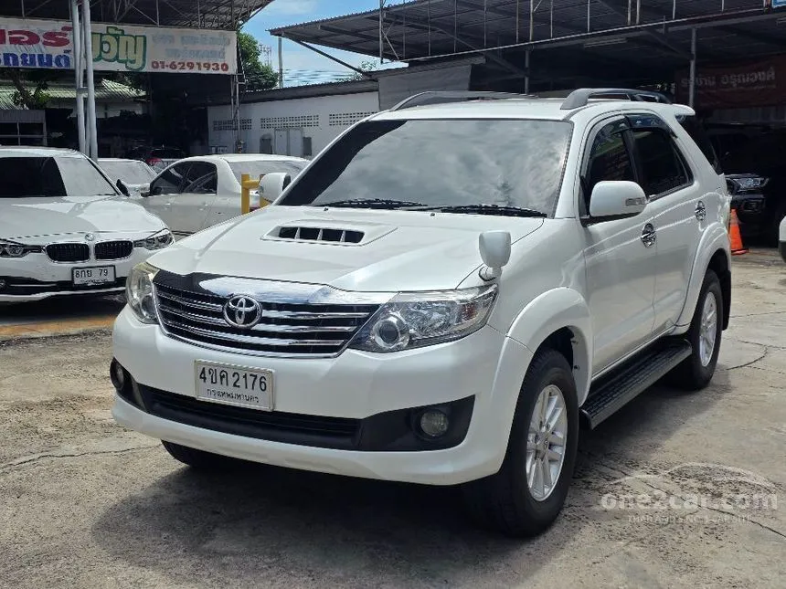 2013 Toyota FORTUNER V SUV