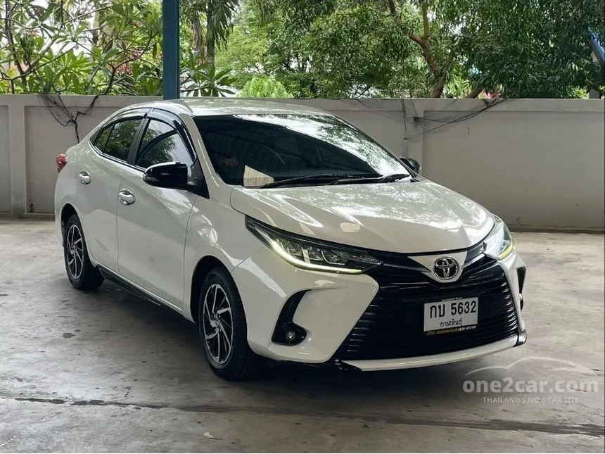 2020 Toyota Yaris Ativ Sport Sedan