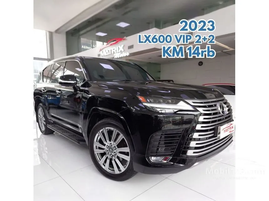 2023 Lexus LM 350 4 Seater MPV