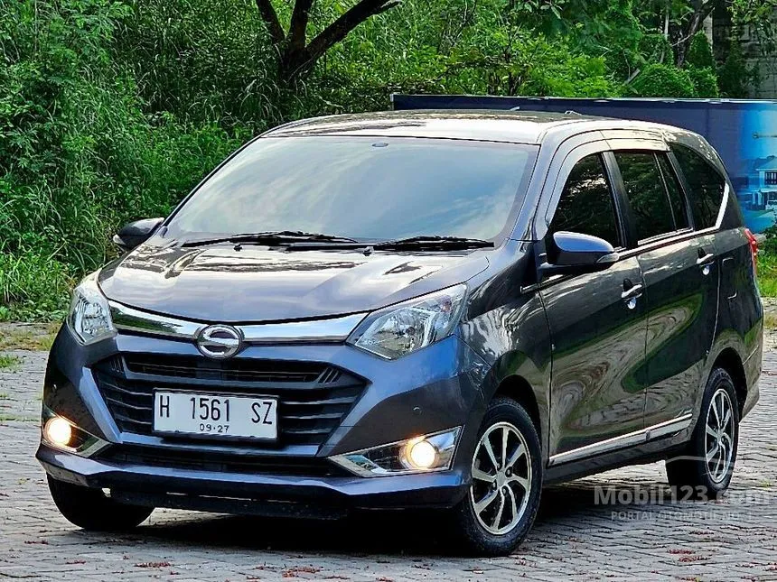 Jual Mobil Daihatsu Sigra 2017 R Deluxe 1.2 di Jawa Tengah Automatic MPV Abu
