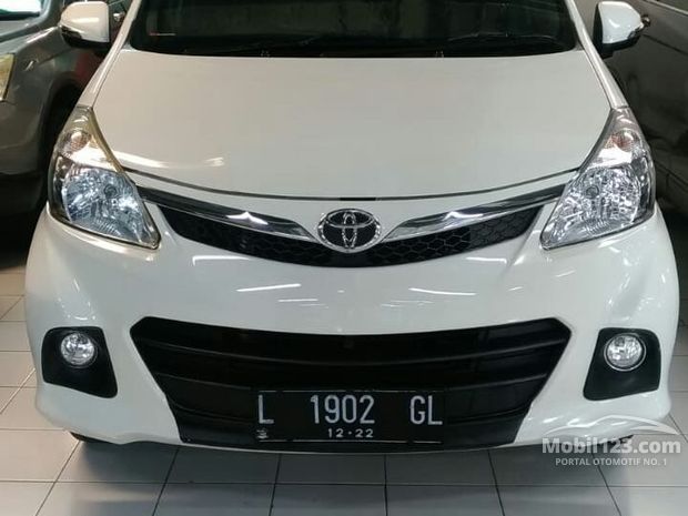 Toyota Avanza Mobil Bekas Baru dijual di Malang Jawa 