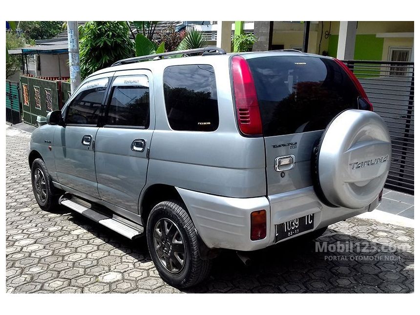 Jual Mobil  Daihatsu Taruna 2002 FL 1 5 di Jawa Timur 