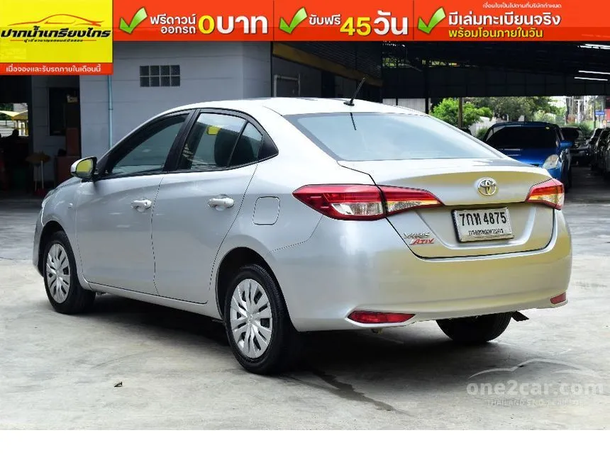 2018 Toyota Yaris Ativ E Sedan