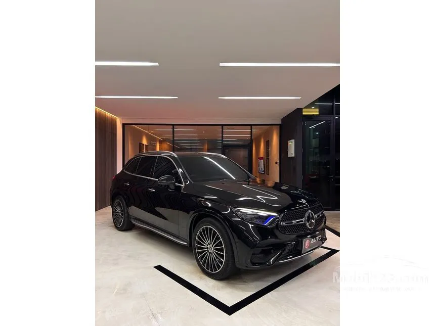 2024 Mercedes-Benz GLC300 AMG Line 4MATIC SUV