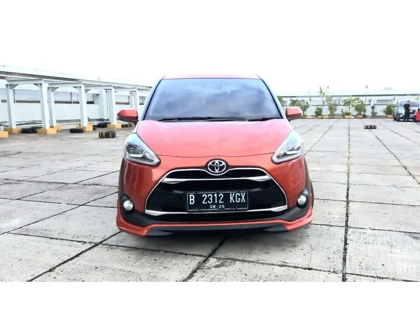 Jual Mobil Toyota Sienta 2017 Q 1.5 di DKI Jakarta Automatic MPV Orange Rp 185.000.000