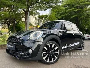 2015 MINI Cooper 2.0 S 5 Door Hatchback