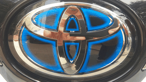 Toyota: Kelas Menengah Atas Hingga Bawah Sudah Minat Beli Mobil Hybrid