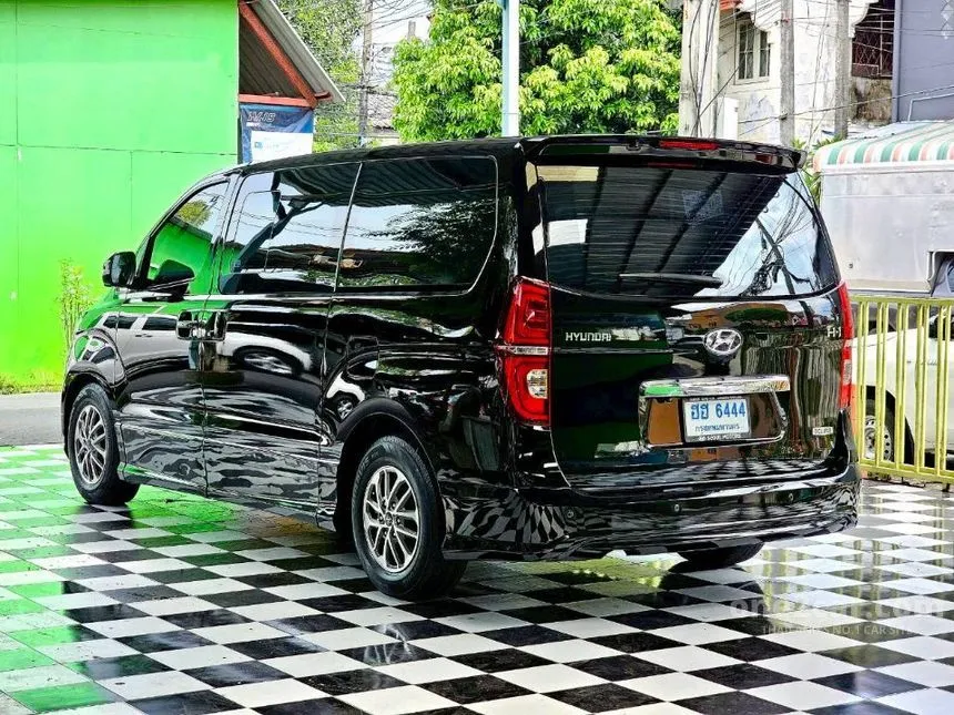 2019 Hyundai H-1 Deluxe Van