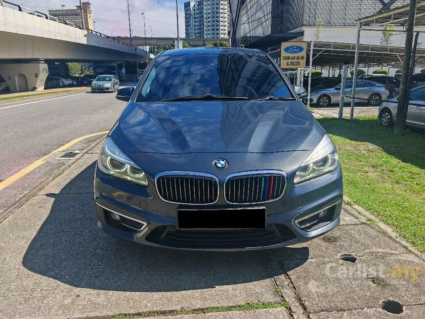 2015 BMW 220i Gran Tourer MPV