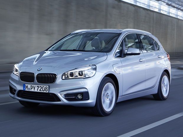 Beli Mobil BMW atau MINI dapat Asuransi Ban
