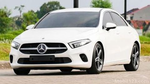 Budget Rp350 Jutaan, Mercedes Benz A200 Sedan Masih Menggoda Ketimbang Low SUV Baru atau Mobil Listrik Kekinian