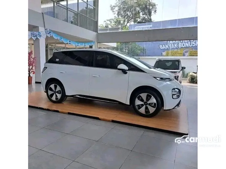 2024 Wuling Cloud EV EV Hatchback