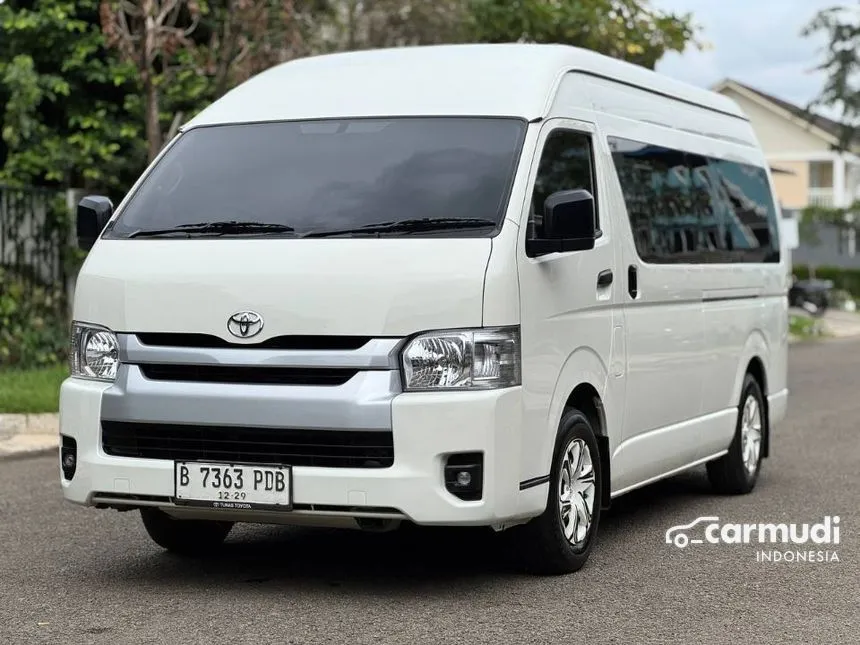 2024 Toyota Hiace Commuter Van