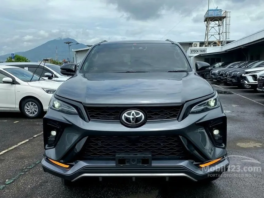 Jual Mobil Toyota Fortuner 2024 VRZ TSS GR Parts Aero Package 2.8 di DKI Jakarta Automatic SUV Abu