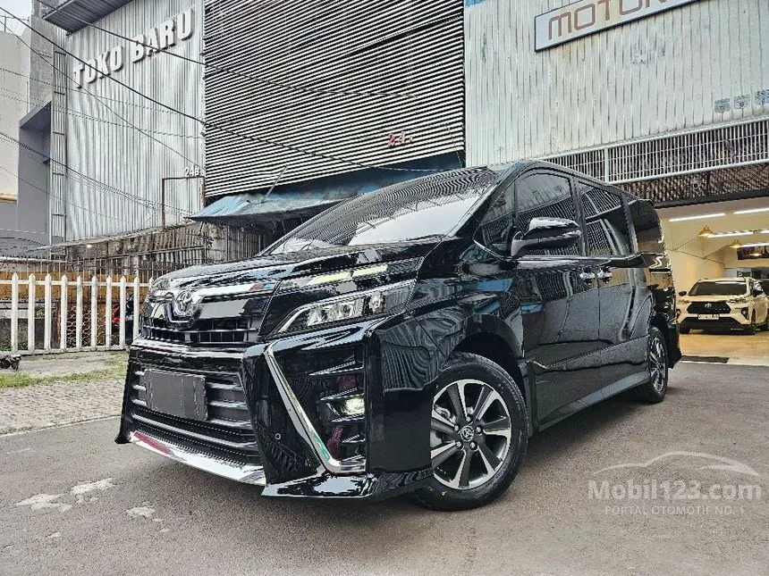 2019 Toyota Voxy MPV