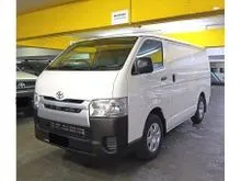 2015 Toyota Hiace 2.5 Panel Van Van (M) DIESEL