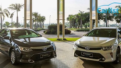 2015 Toyota Camry Hybrid And 2.0G First Impressions: The Familiar Made New