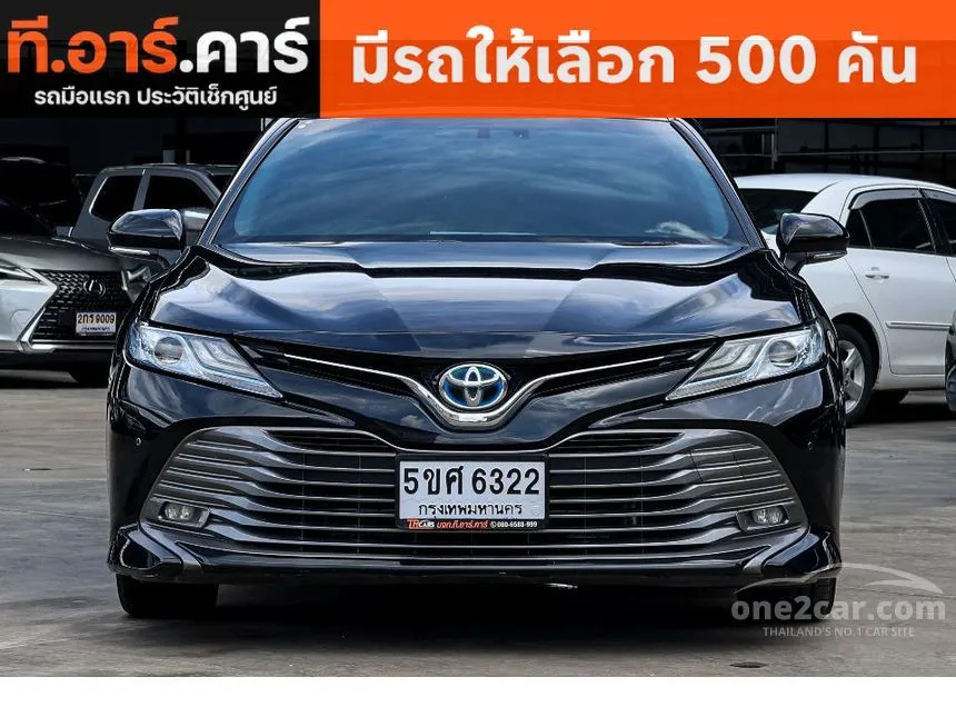 2019 Toyota Camry Hybrid Sedan