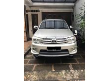 dijual murah fortuner bensin 2,700cc pribadi