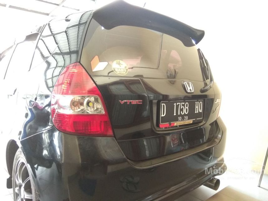 Jual Mobil  Honda Jazz  2005  VTEC  1 5 di Jawa Barat Manual 