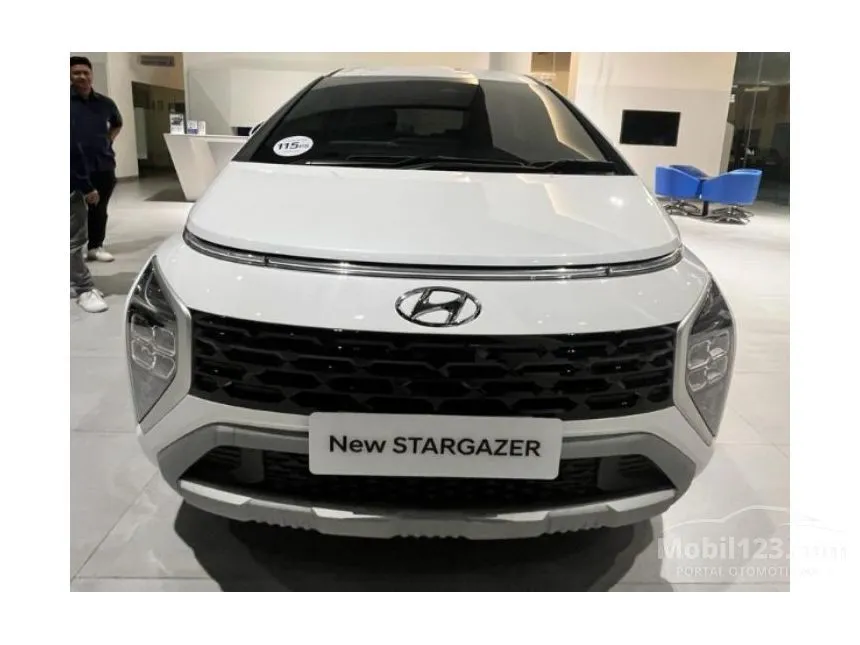 Jual Mobil Hyundai Stargazer 2024 Prime 1.5 di Jawa Barat Automatic Wagon Putih Rp 295.900.000