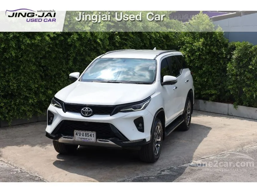 2023 Toyota FORTUNER Leader V SUV