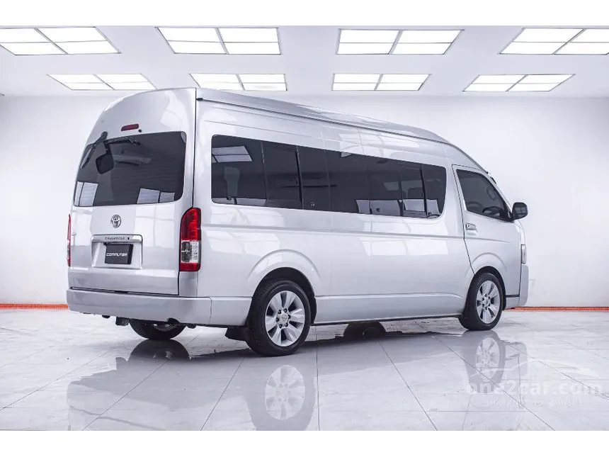 2012 Toyota HIACE D4D Van