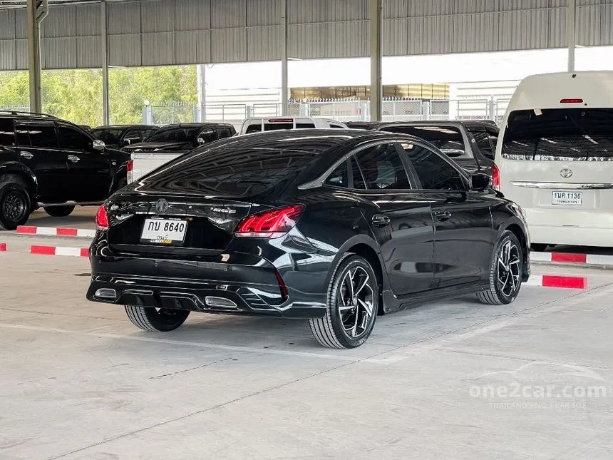 2022 MG MG5 D+ Sedan